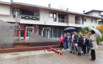 Učenici OŠ Stolac obilježili Dan sjećanja na žrtve Vukovara 1991